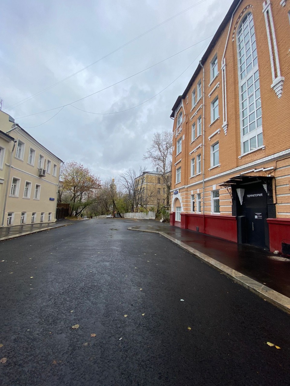 фасад дома, здание по адресу г Москва, ул Крутицкая, д 9 стр 1